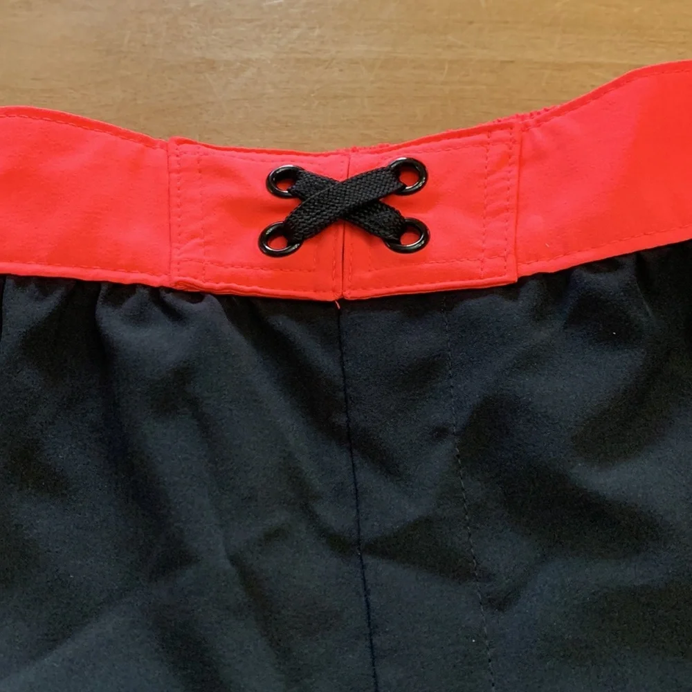 Girl’s Cat & Jack Board Shorts Size 10/12=Large